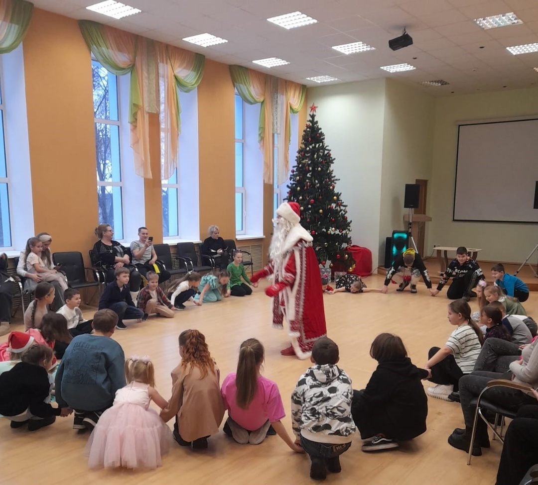 В Территориальном центре прошло новогоднее мероприятие для детей из семей участников специальной военной операции